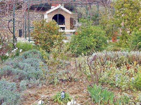 Der mediterrane Steingrill für höchsten Genuss