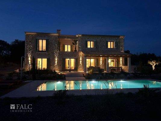 WhatsApp Image 2024-10-14 at 20.45.02