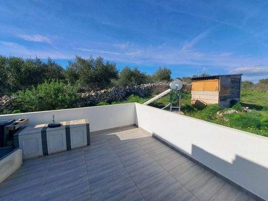 Kreta – Modernes Neubauhaus mit privatem Pool und Bergblick