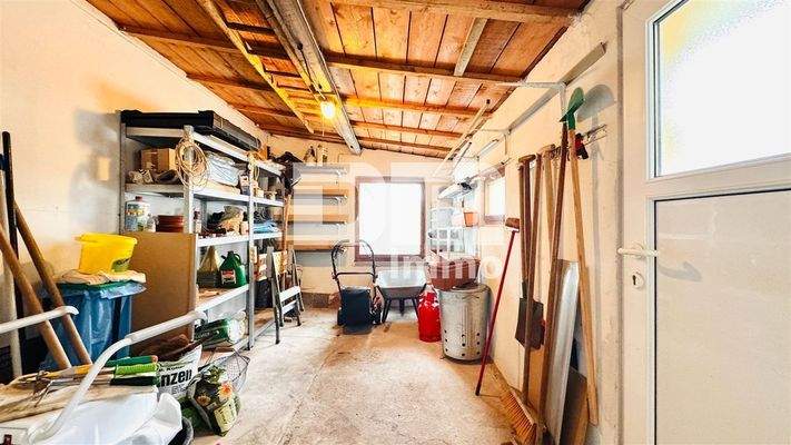 Abstellraum Nebengebäude