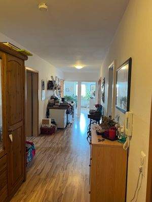 Flur_Wohnung_DG_rechts