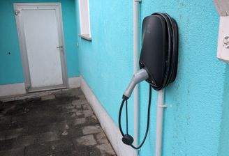 WALLBOX FÜR IHR FAHRZEUG !