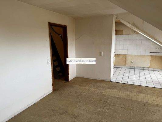 Wohnzimmer Blick zum Eingang