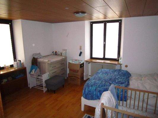 Kinderzimmer OG lks.