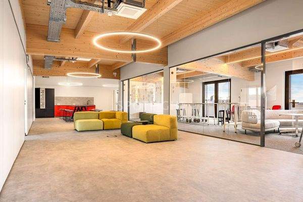 Weitere Flächen verfügbar