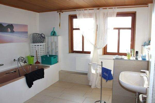 Vollbad OG Hauptgebäude.JPG