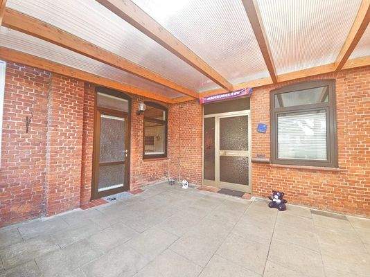 Überdachte Terrasse, Bild 2