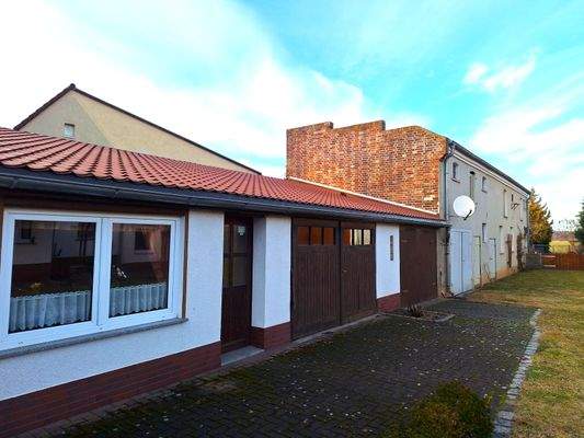 02 Nebengelass links.jpg