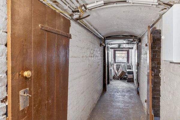 Flur im Kellergeschoss