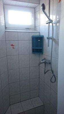 Dusche obere Wohnung