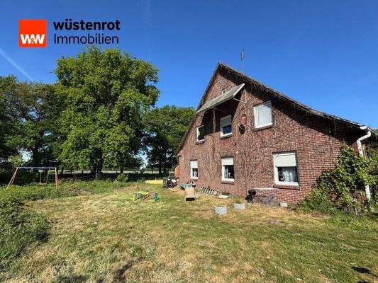 Wohnhaus seitliche Ansicht