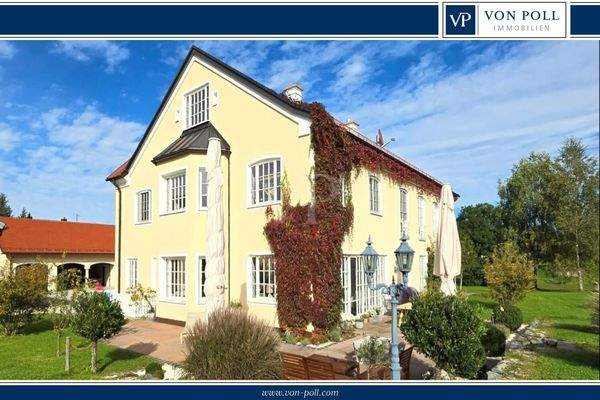 Titel_Blick_auf_das_Haupthaus