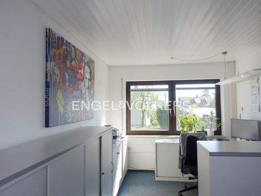 Büro im EG