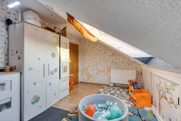 Kinderzimmer / Büro