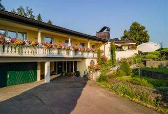 Einfahrt zum Haus