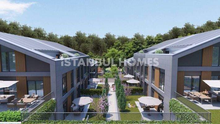 Chic Properties in a Complex Interwined the Nature in Eyupsultan