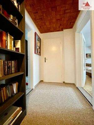 Flur 2. OG