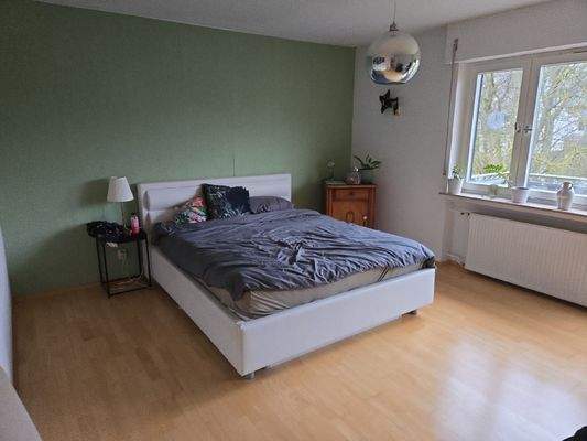 Schlafzimmer 2 mit Balkon 31a