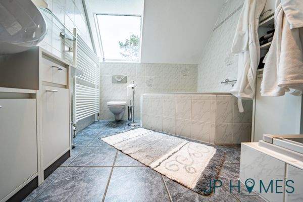 Badezimmer DG