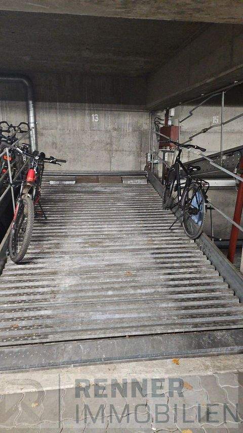 Nürnberg Garage, Nürnberg Stellplatz