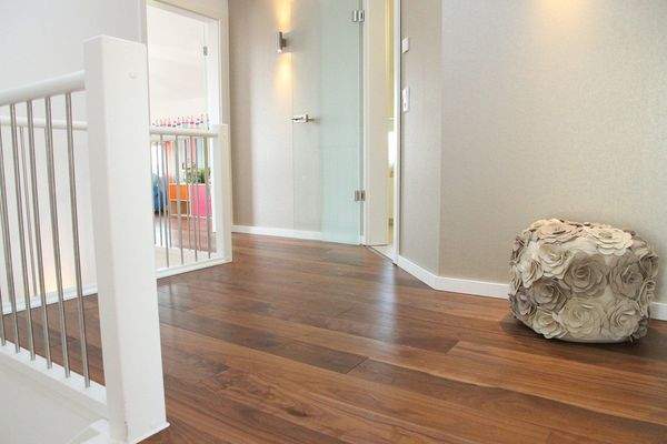 Aufgang in das geräumige Dachgeschoss