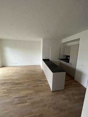 3FE3CC9F-0502-4567-8035-ED4EA2