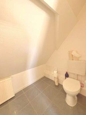 Maisonette Wohnung DG Toilette 1