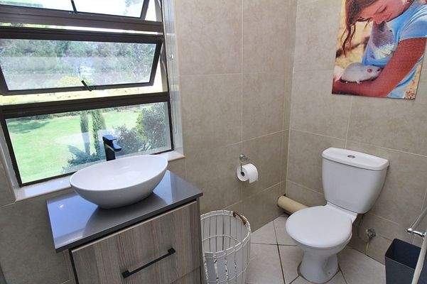 ef718603-c767-4fe9-8312-590ccf5af5d6