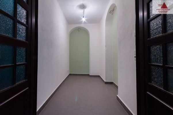Gewerbe, Café, Thum