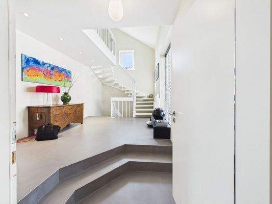 Galerie im Eingangsbereich