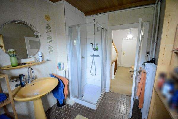 Tageslicht-Vollbad im DG