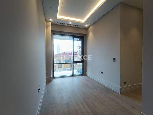 Apartments in Zeytinburnu 100 meters from the Marmaray Station