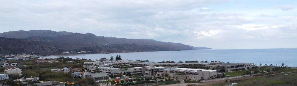 Kreta, Kolymvari: Schönes Grundstück - nur wenige Schritte vom Strand entfernt - zu verkaufen