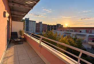 Süd/West Terrasse (KI-unterstützt)