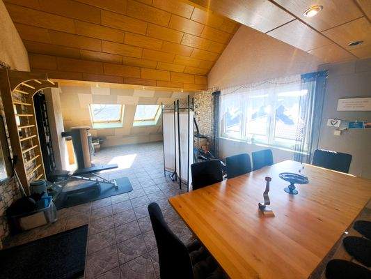 Immobilienperle Veronika Löffler - Dachgeschoss - Wohnzimmer