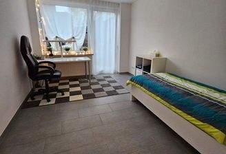 Nachbarzimmer (vergleichbar)