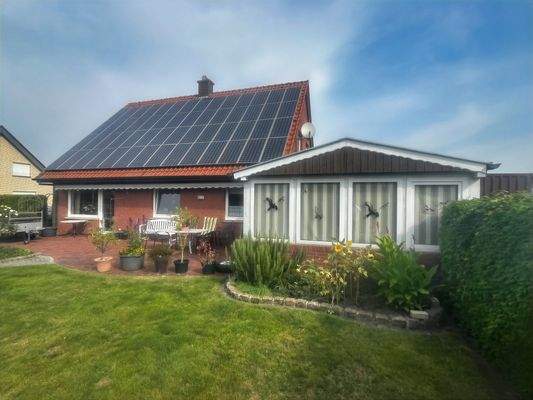 Rückansicht mit Wintergarten