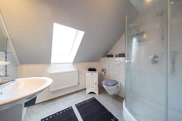 Badezimmer, Dachgeschoss