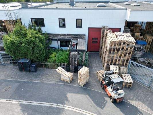 Büro, Wohnung, Haupthalle