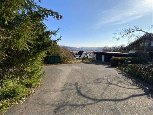 Zufahrt zum Grundstück