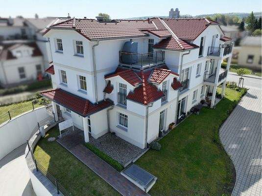 rückwertige Vogelperspektive