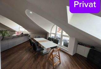 Esszimmer mit Balkon