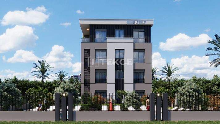 South-Facing Apartments in a Complex with Pool in Antalya Altıntaş