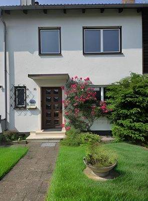 Vorderansicht Reihenmittelhaus