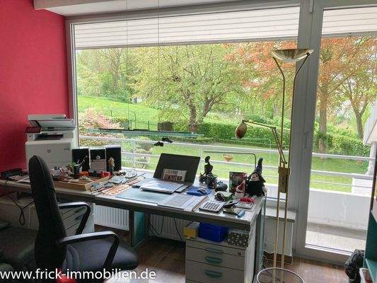 36-Arbeitszimmer EG.JPG