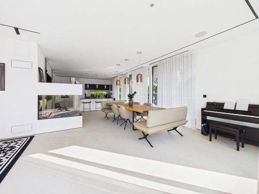 Moderner Indoor-Kamin