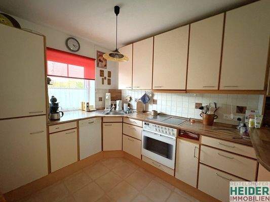 5722 EG Küche mit EBK