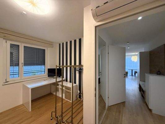 Büro / Wohnungseingang