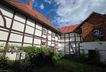 Seite Haupthaus mit Brandschaden