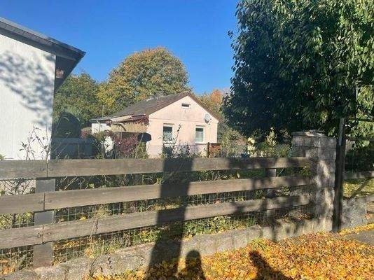 Haus und Grundstück